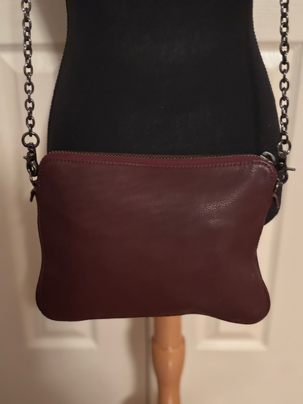 BOTIKER VALENTINA CROSSBODY Burgundy Pebbled Leather , Gun Metal Hardware - Picture 5 of 7
